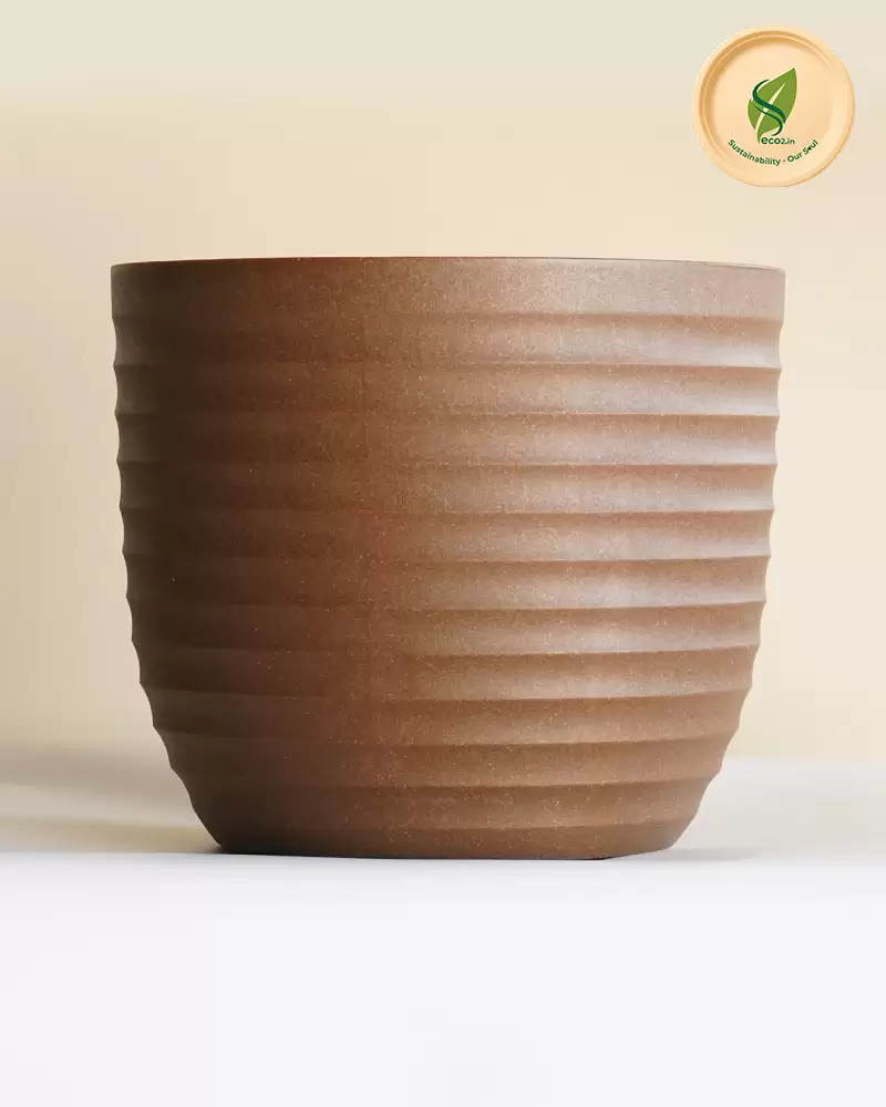Eco Verana Planter - Angle 4